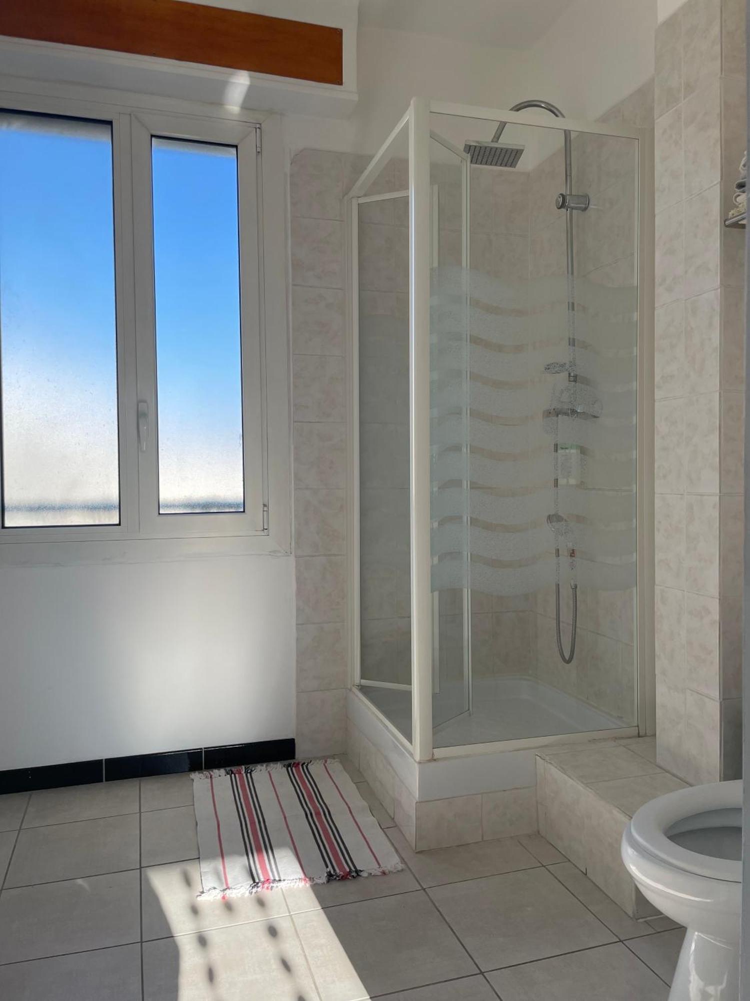4 Personnes Appart 60 M2 Terrasse 35M2 Sejour Sud 2 Vraies Chambres Gare Saint-Charles Universite Marselha Exterior foto